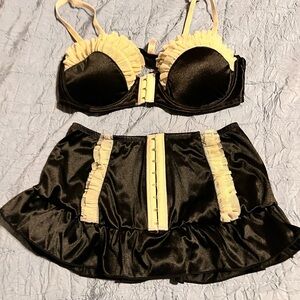 Vintage Native Intimates 2 piece bra and skirt lingerie set 36C small Y2K